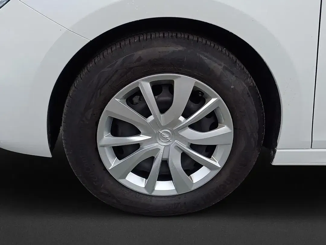 Opel Corsa - Thumbnail 7