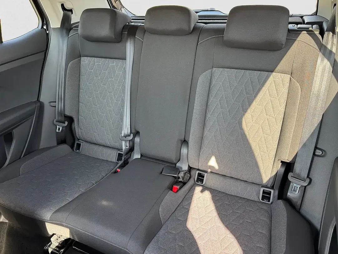 Volkswagen T-Cross - Thumbnail 9
