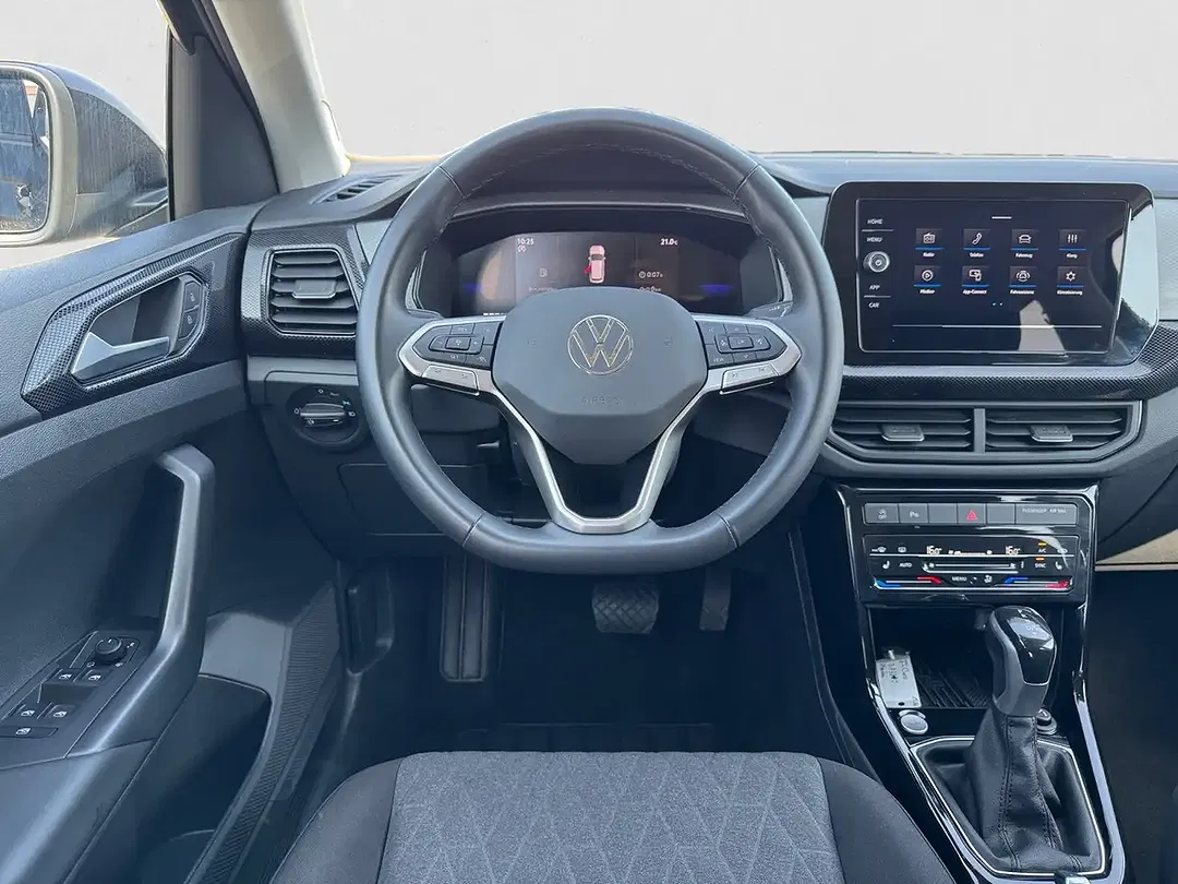 Volkswagen T-Cross - Thumbnail 10