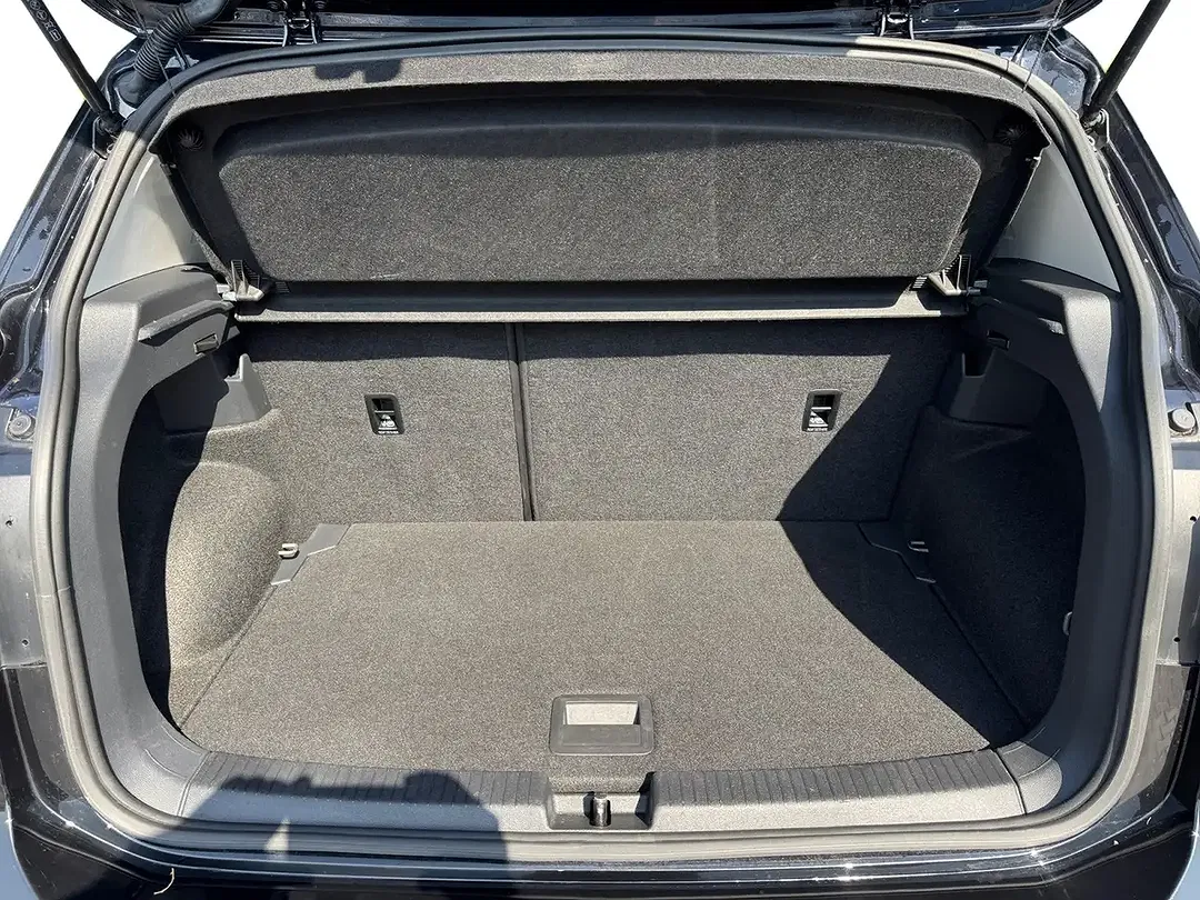 Volkswagen T-Cross - Thumbnail 6