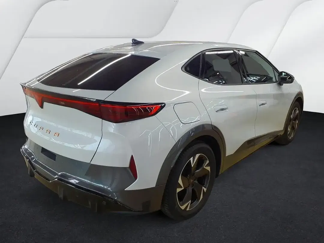 CUPRA Tavascan - Thumbnail 2