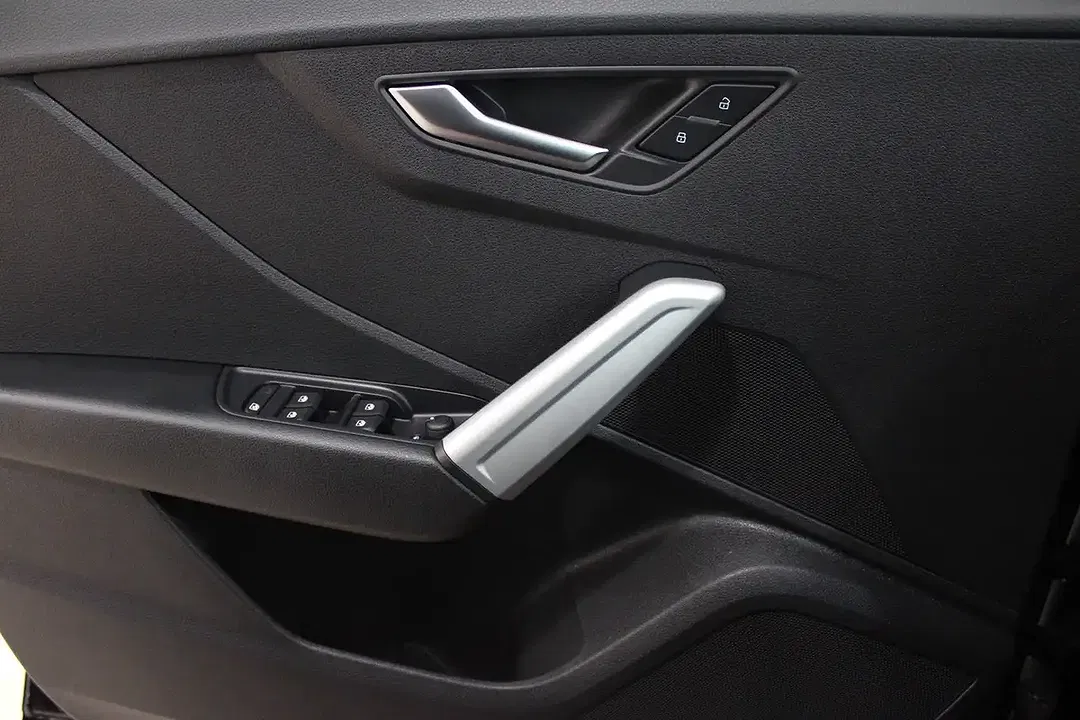 Audi Q2 30 TFSI - foto 8