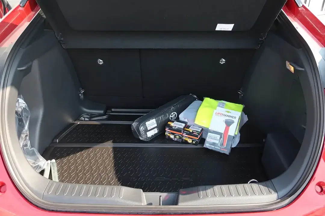 Toyota C-HR - Thumbnail 15