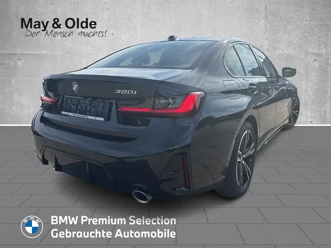 BMW 320 - Thumbnail 3