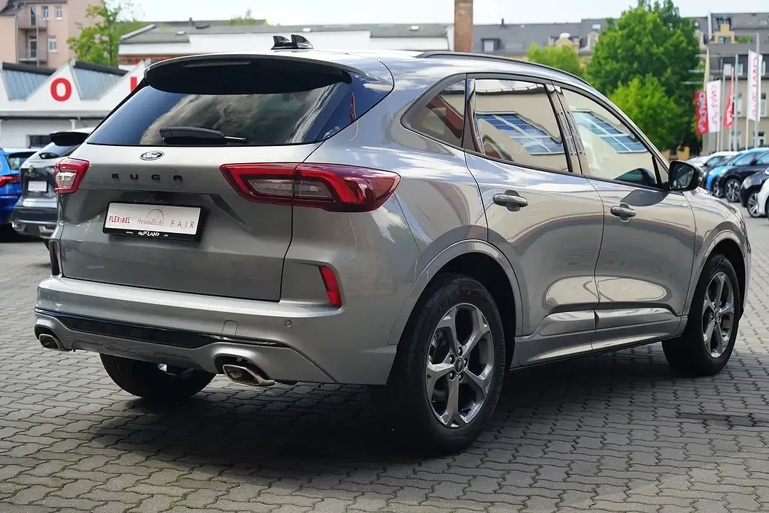 Ford Kuga - Thumbnail 5