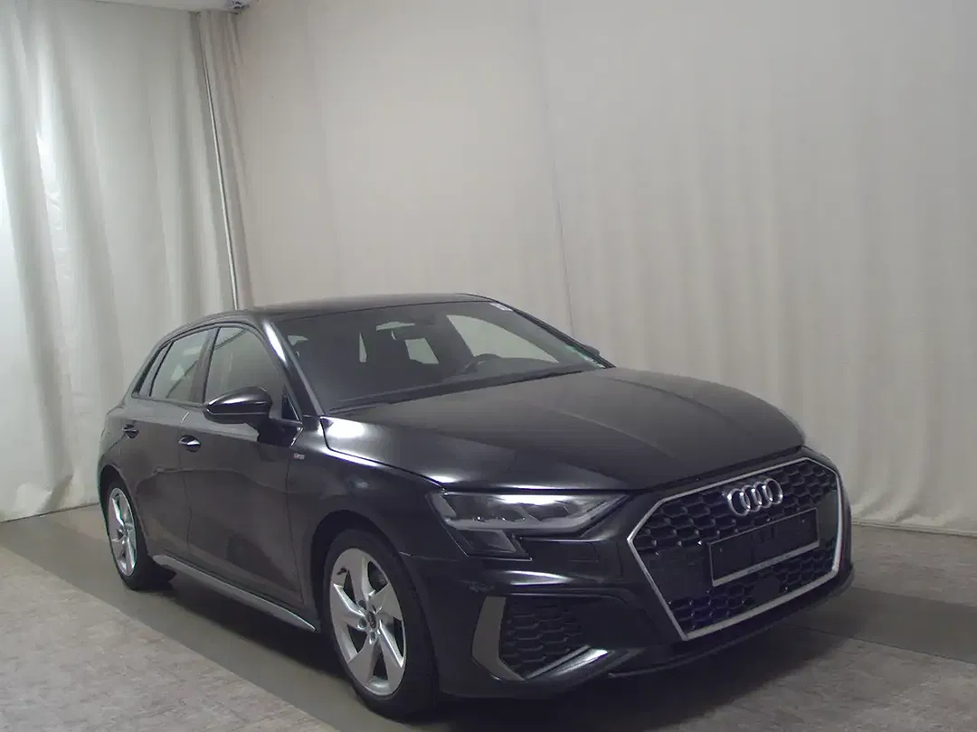 Audi A3 30 TFSI Sportback S line - foto 2