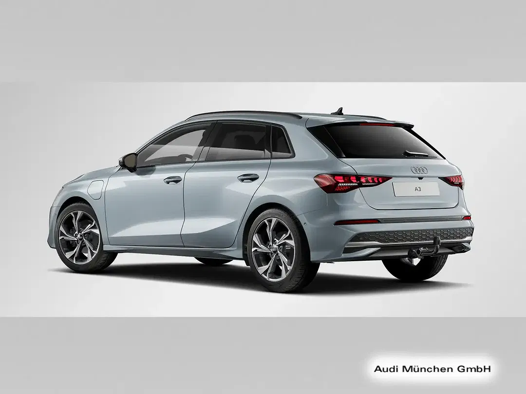 Audi A3 - Thumbnail 3
