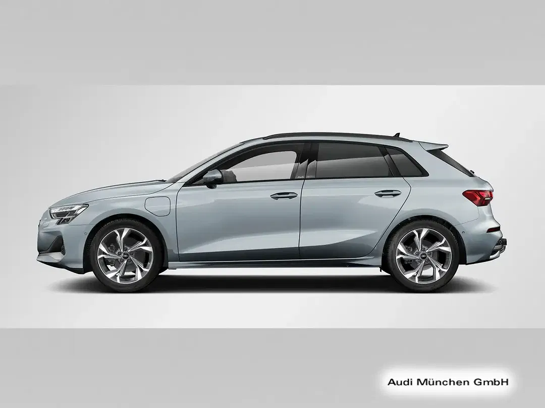 Audi A3 - Thumbnail 4