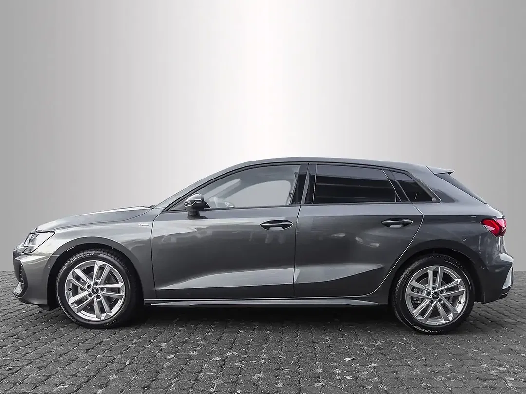 Audi A3 - Thumbnail 3