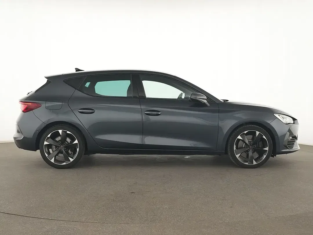 CUPRA Leon - Thumbnail 3