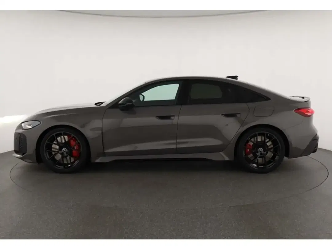 Audi RS5 - Thumbnail 4