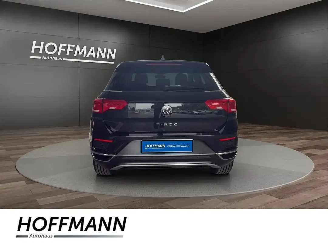 Volkswagen T-Roc - Thumbnail 5