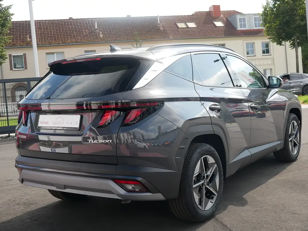 Hyundai TUCSON - Thumbnail 4