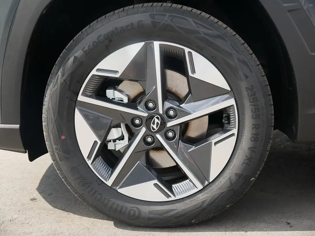 Hyundai TUCSON - Thumbnail 8