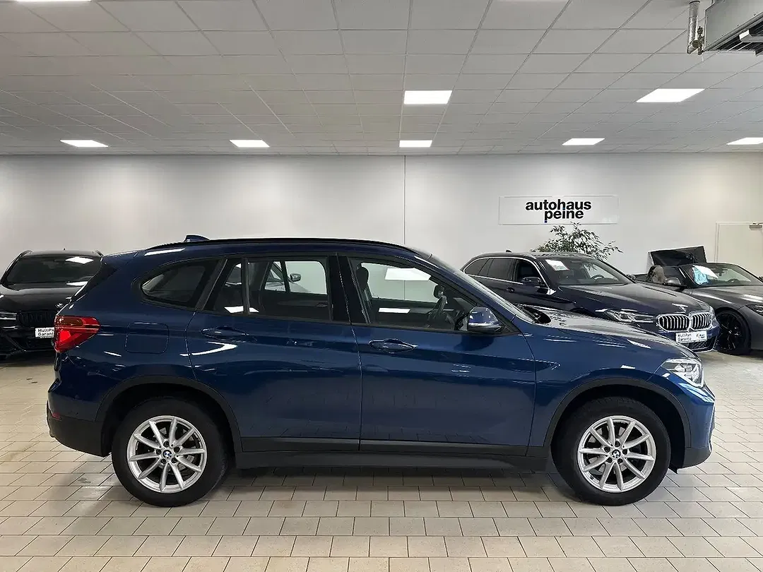 BMW X1 - Thumbnail 11