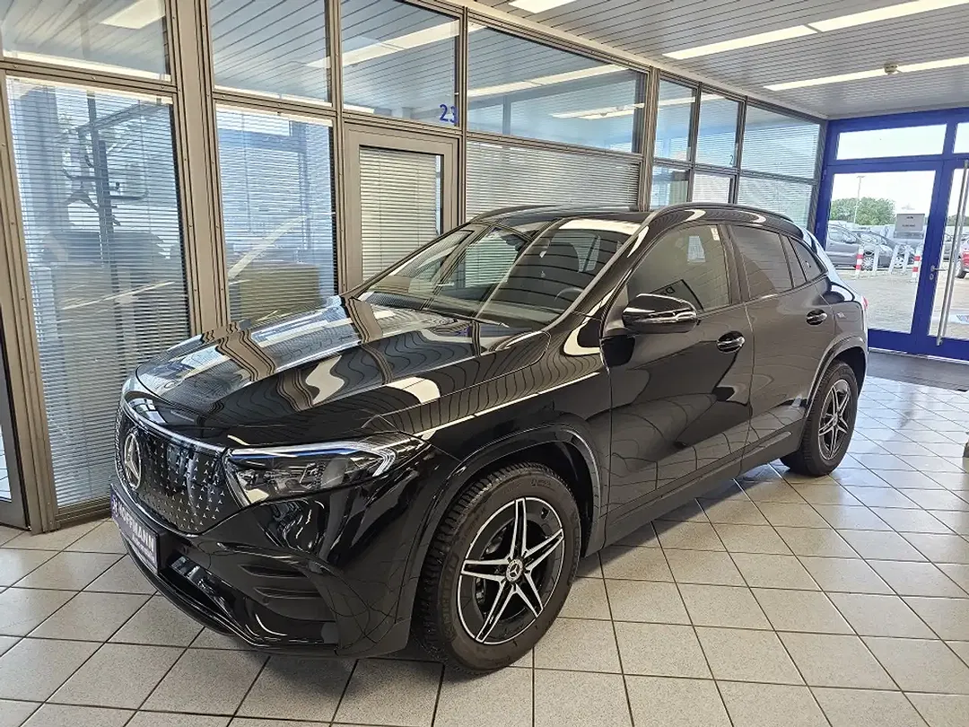 Mercedes-Benz EQA 250 - Thumbnail 2