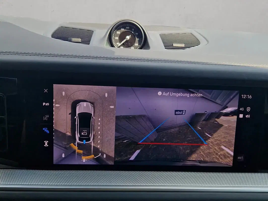 Porsche Cayenne - Thumbnail 10