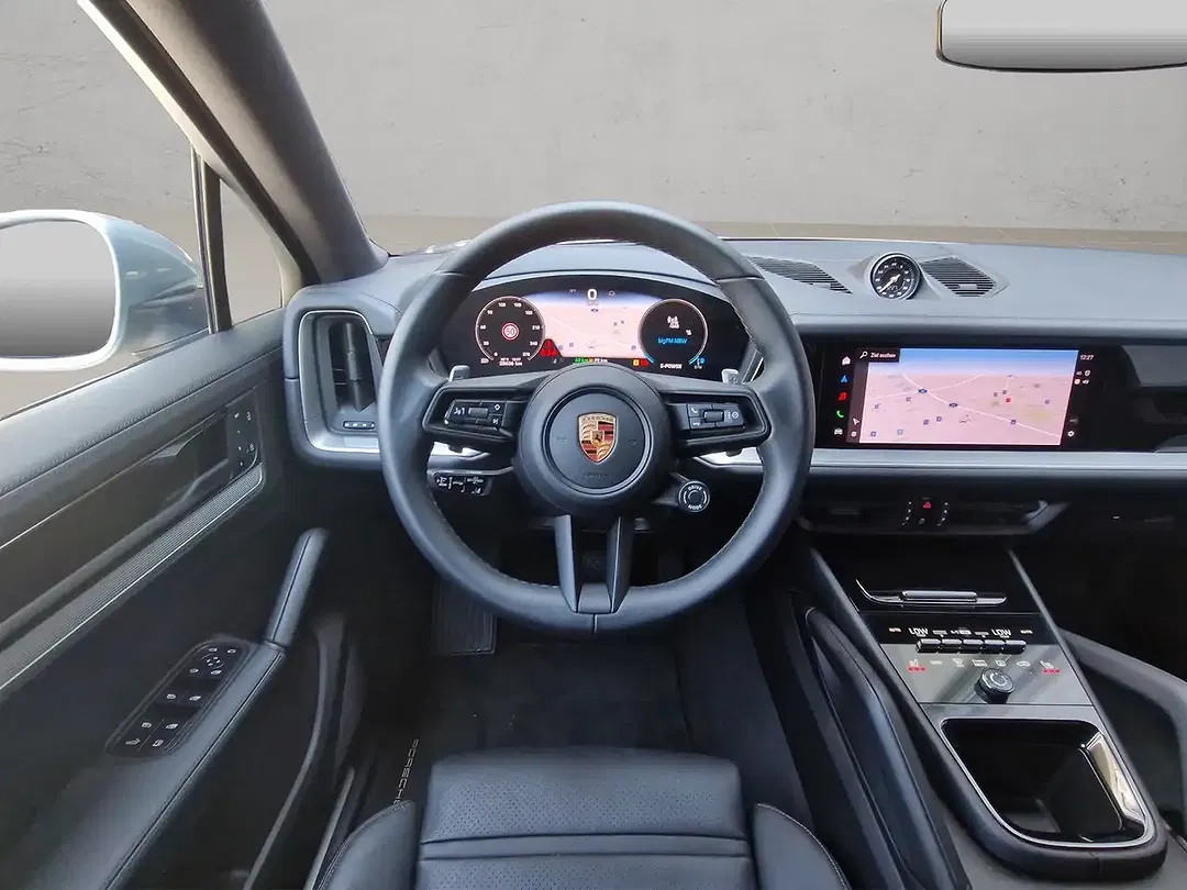 Porsche Cayenne - Thumbnail 9
