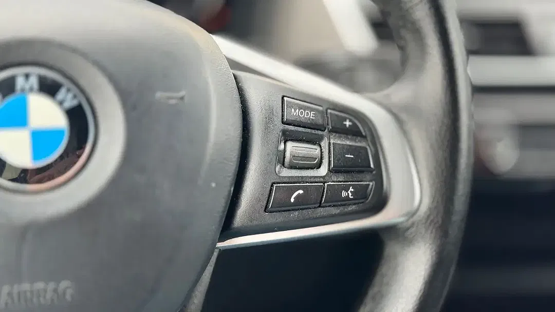 BMW 216 - Thumbnail 13