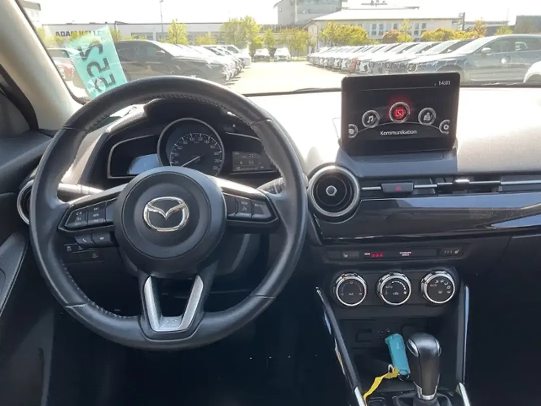 Mazda 2 - Thumbnail 12
