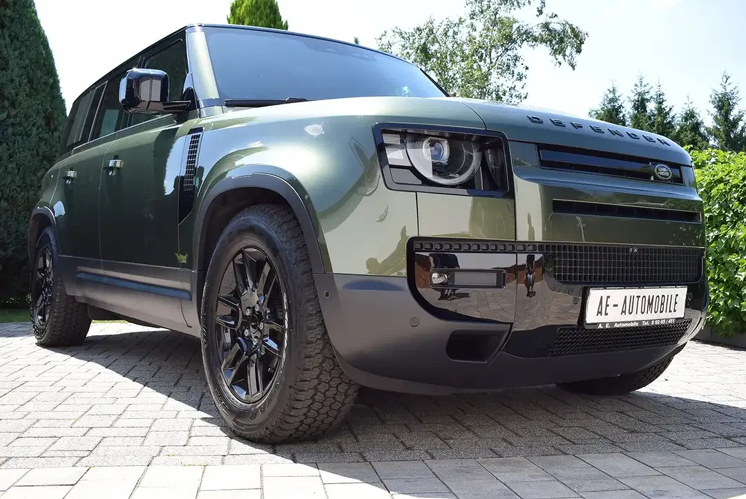 Land Rover Defender - Thumbnail 7