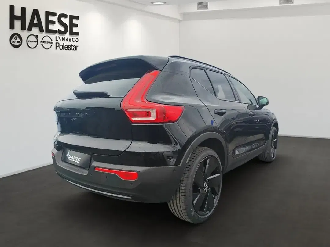 Volvo EX40 - Thumbnail 5