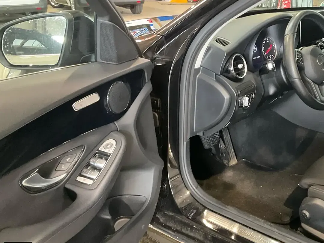 Mercedes-Benz C 180 9G-TRONIC - foto 9