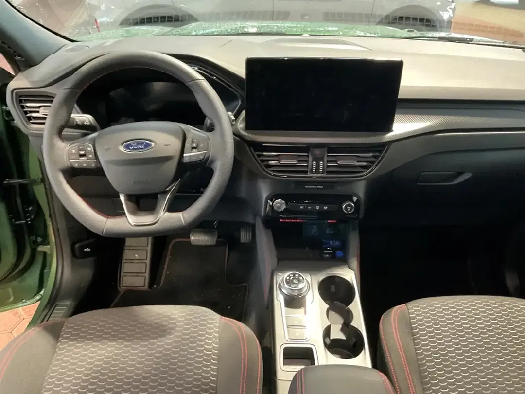 Ford Kuga - Thumbnail 10