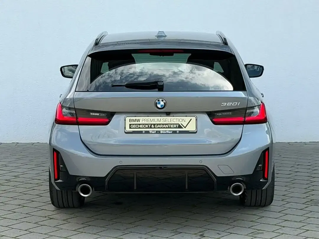 BMW 320 - Thumbnail 3