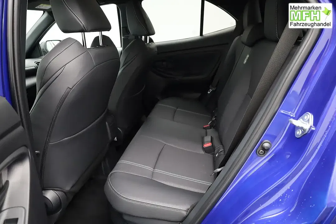 Toyota Yaris - Thumbnail 11
