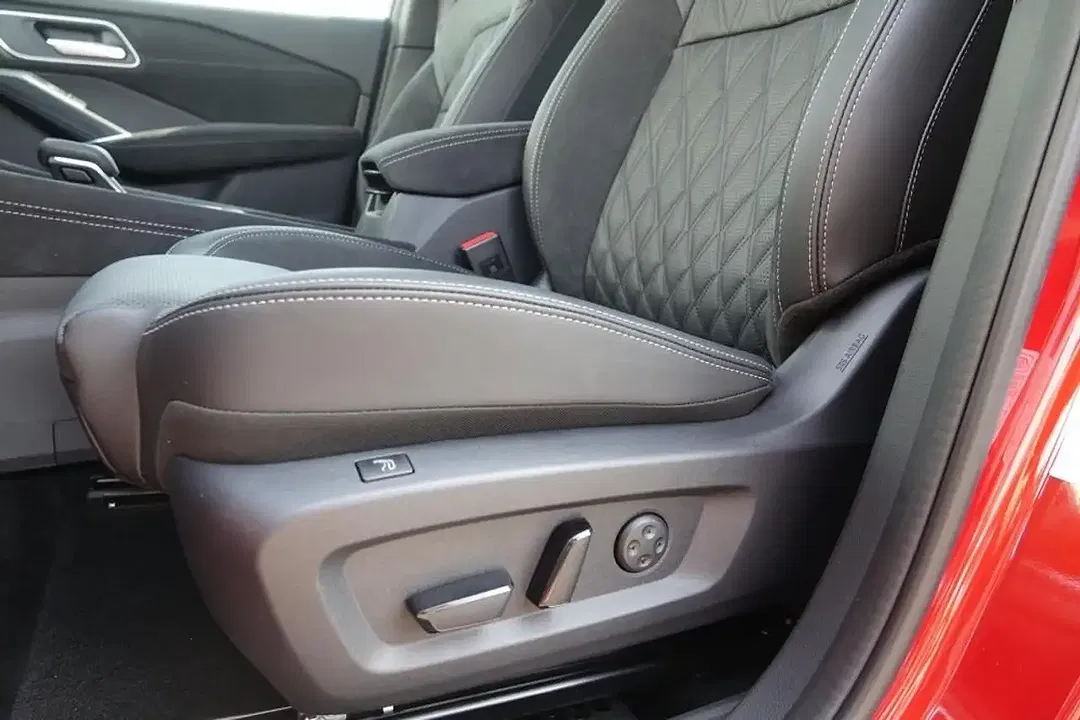 Nissan Qashqai - Thumbnail 12