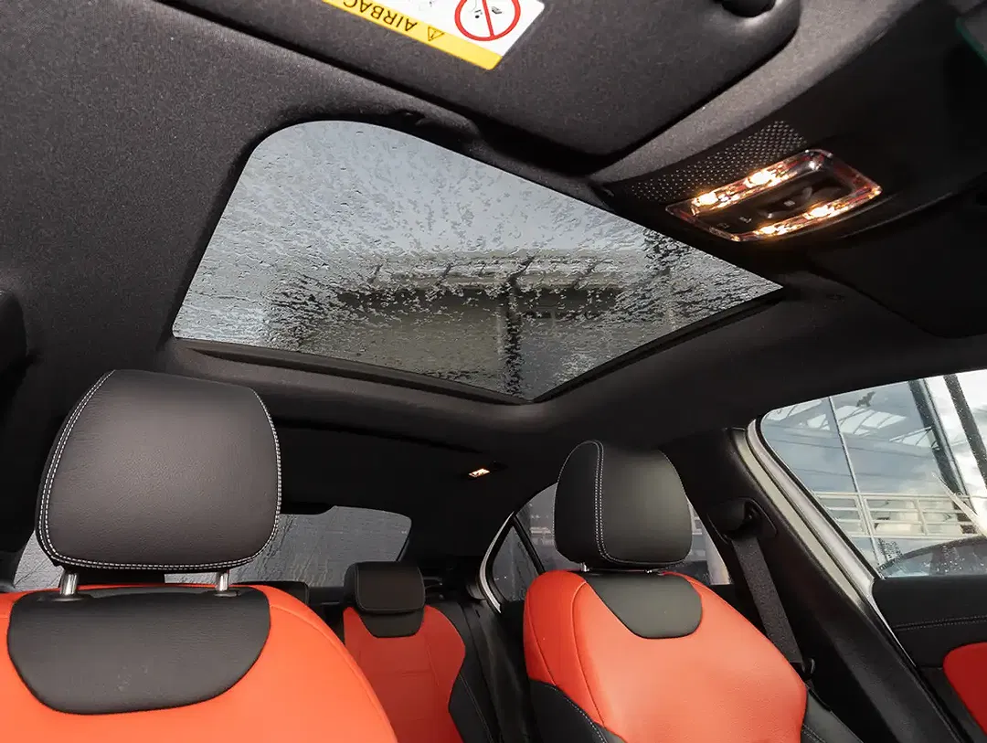 Mercedes-Benz A 220 - Thumbnail 12