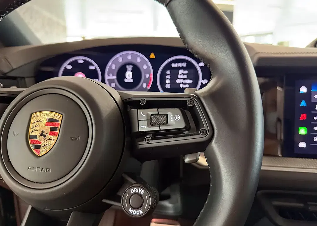 Porsche Cayenne - Thumbnail 23