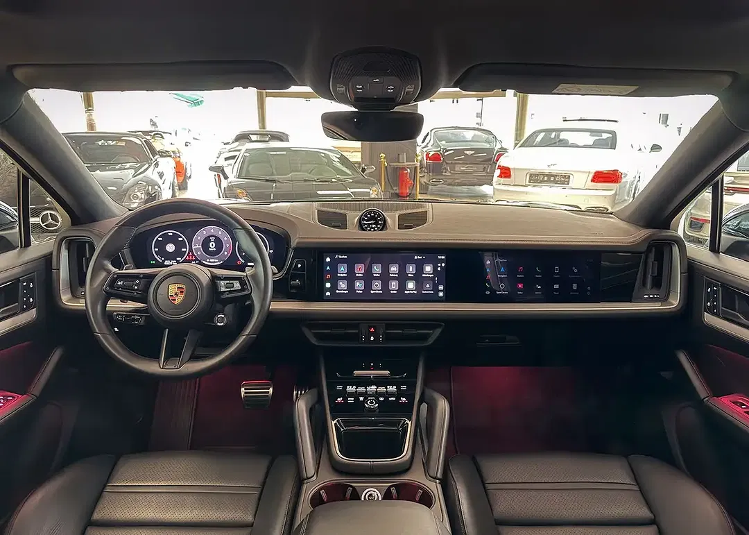 Porsche Cayenne - Thumbnail 25