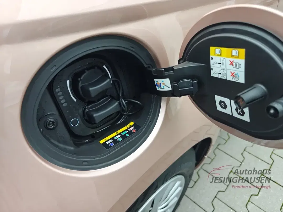 Fiat 500e - Thumbnail 5