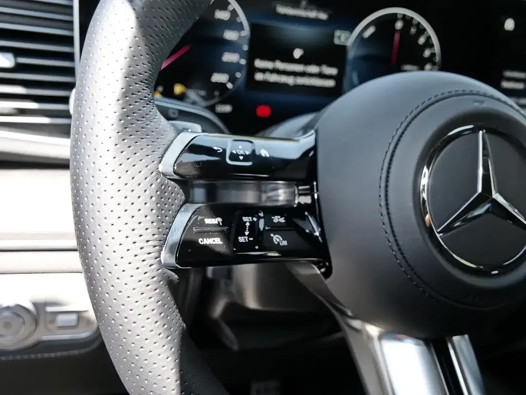 Mercedes-Benz GLE 350 - Thumbnail 9