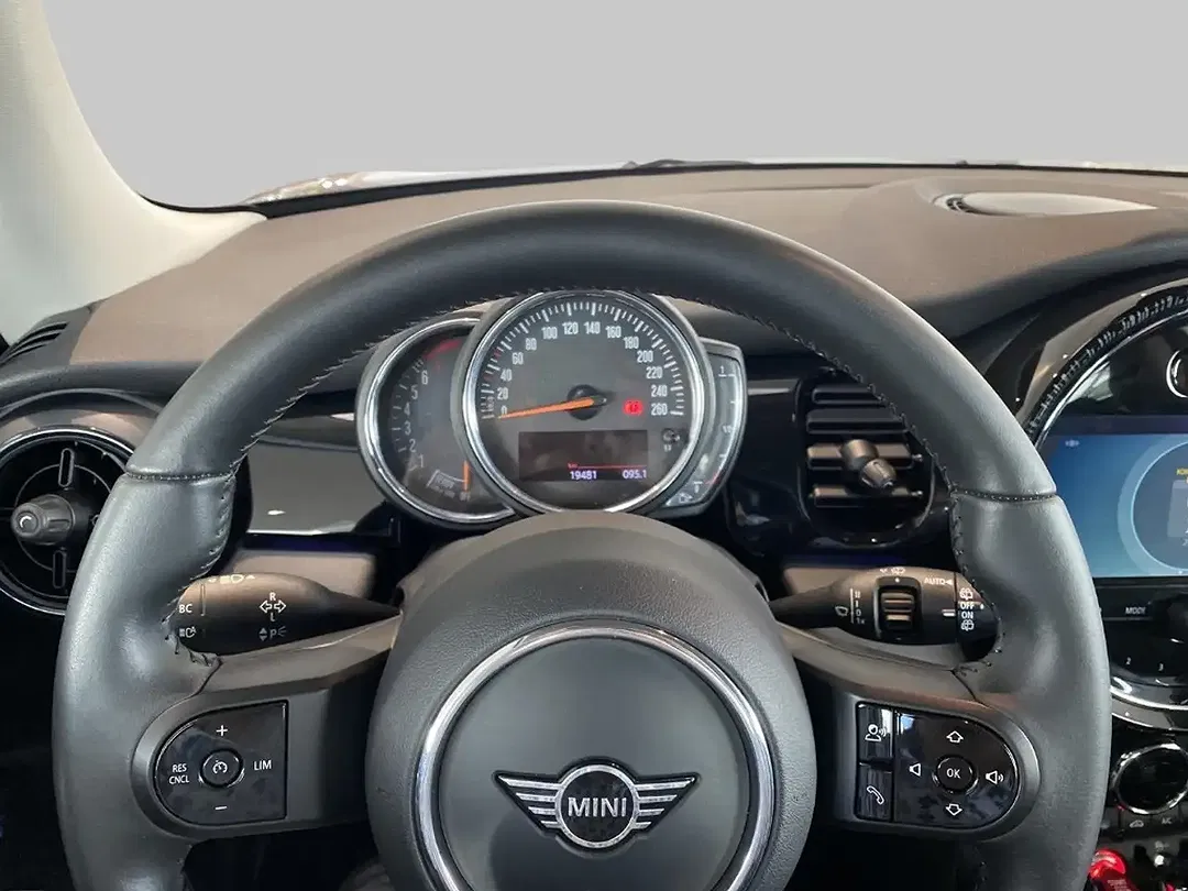 MINI Cooper - Thumbnail 10