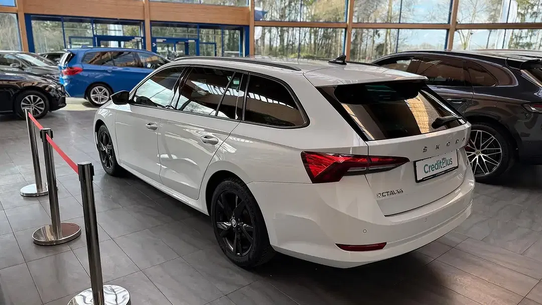 Skoda Octavia - Thumbnail 10