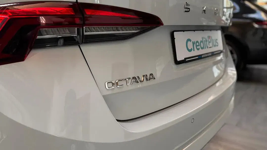 Skoda Octavia - Thumbnail 12