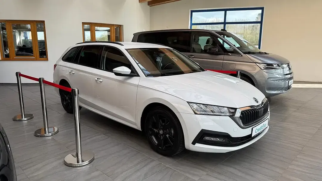 Skoda Octavia - Thumbnail 5