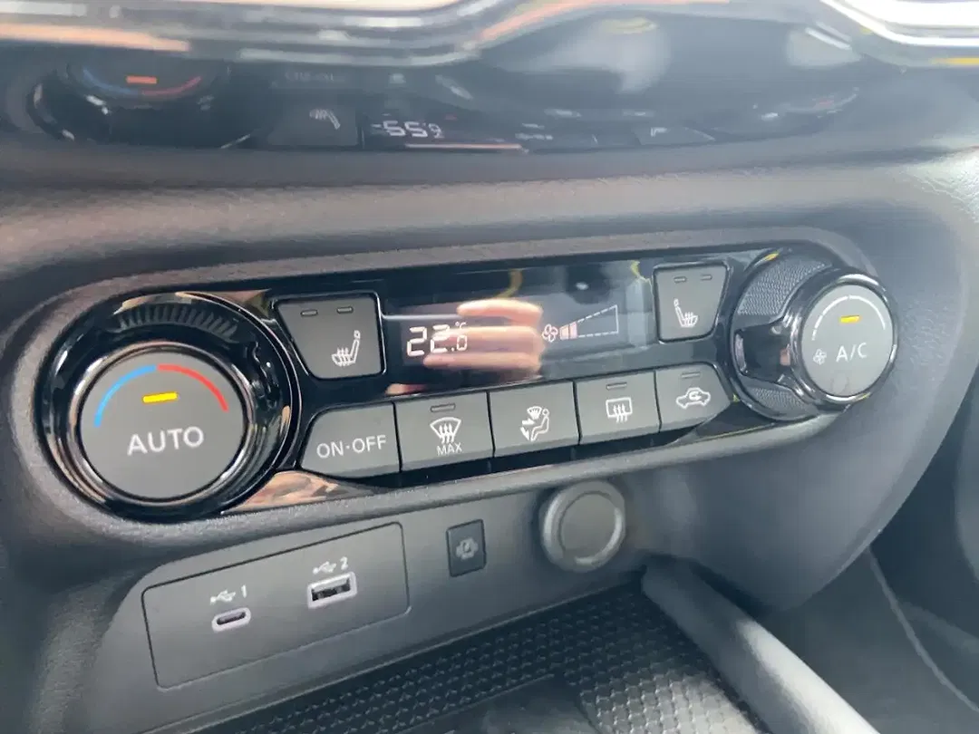 Nissan Juke - Thumbnail 13
