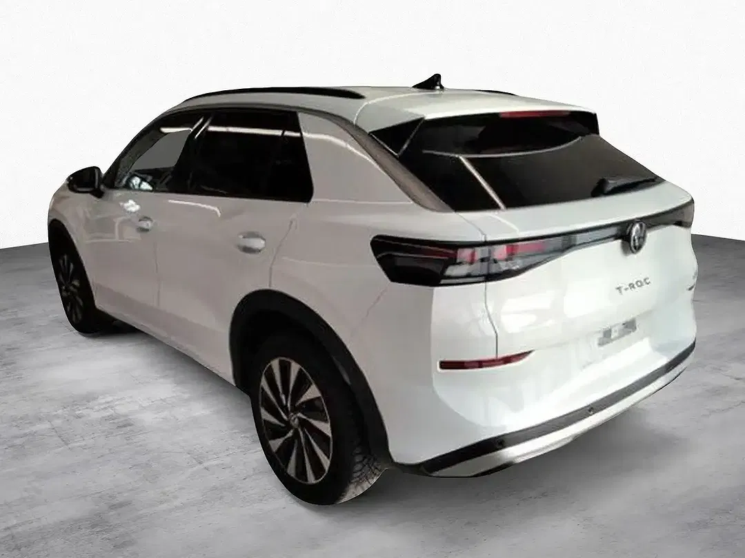Volkswagen T-Roc - Thumbnail 10