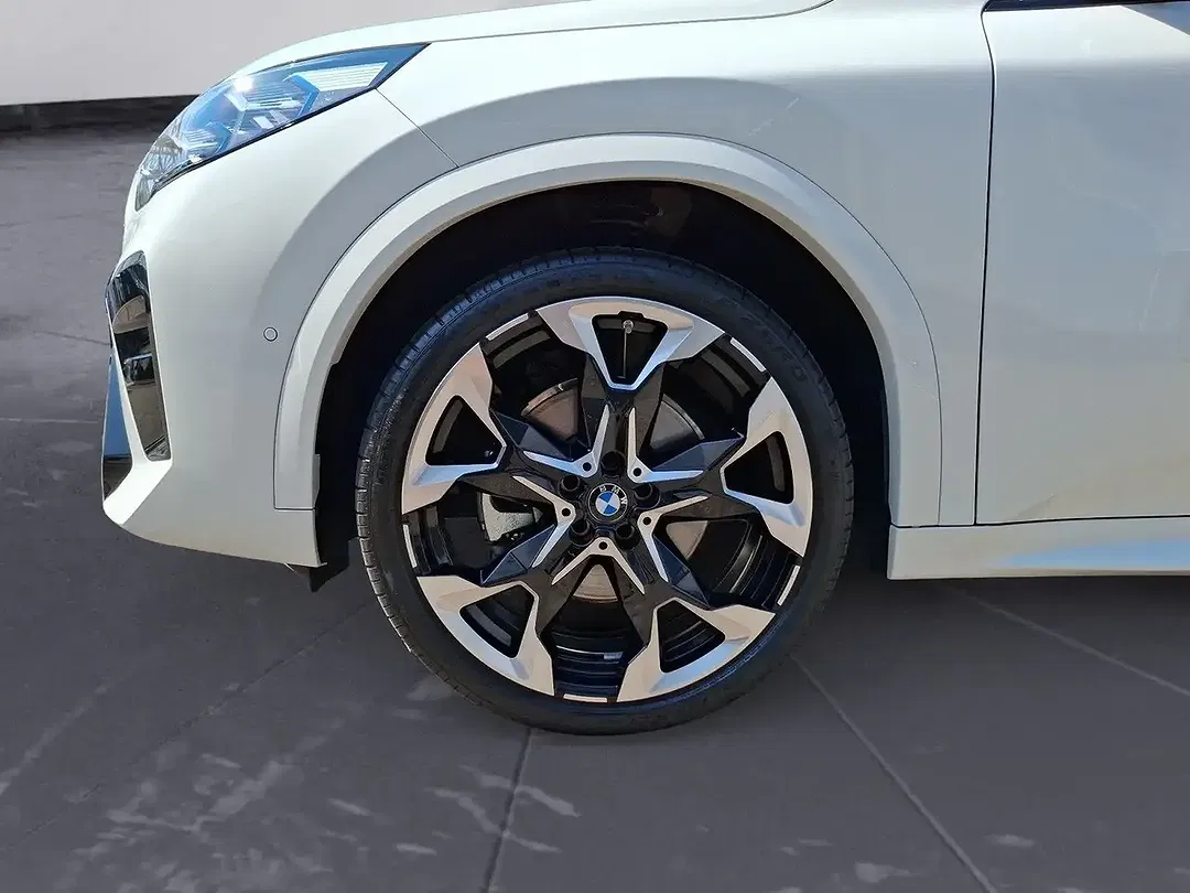 BMW X2 - Thumbnail 6