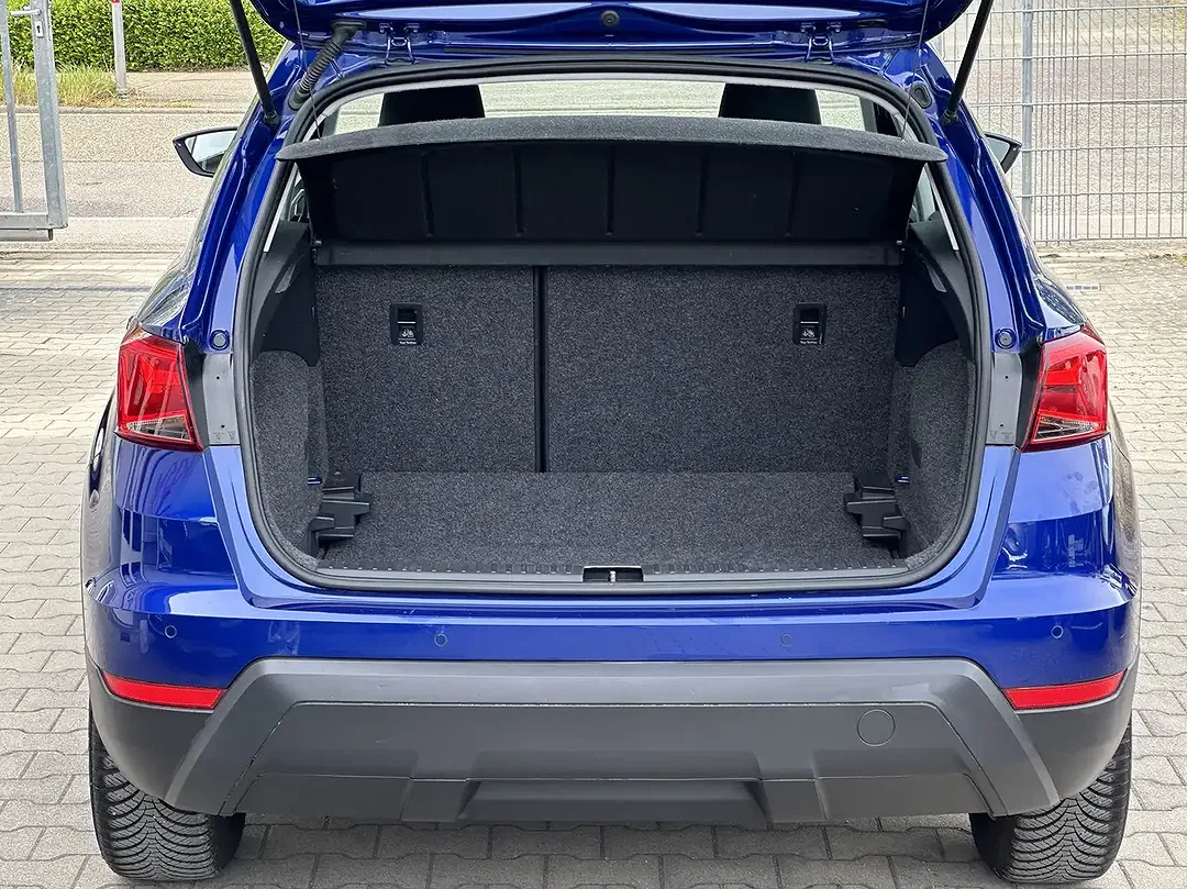 SEAT Arona - Thumbnail 5