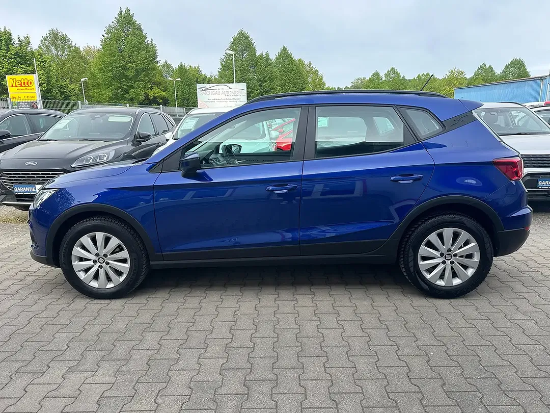 SEAT Arona - Thumbnail 7