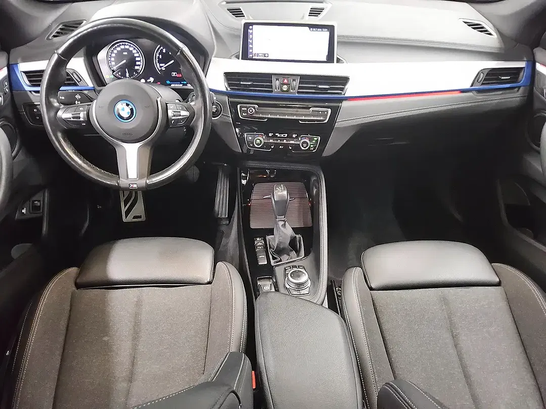 BMW X1 - Thumbnail 3