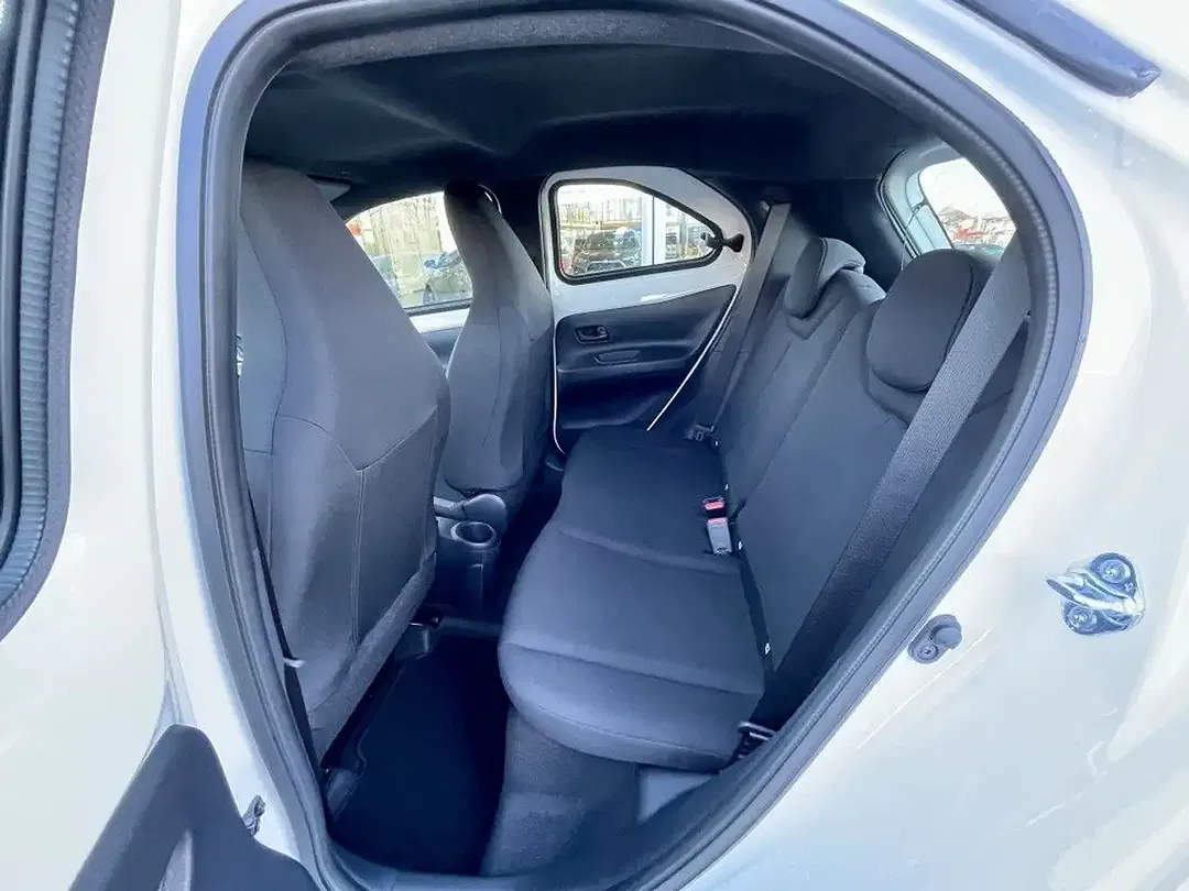 Toyota Aygo X - Thumbnail 9