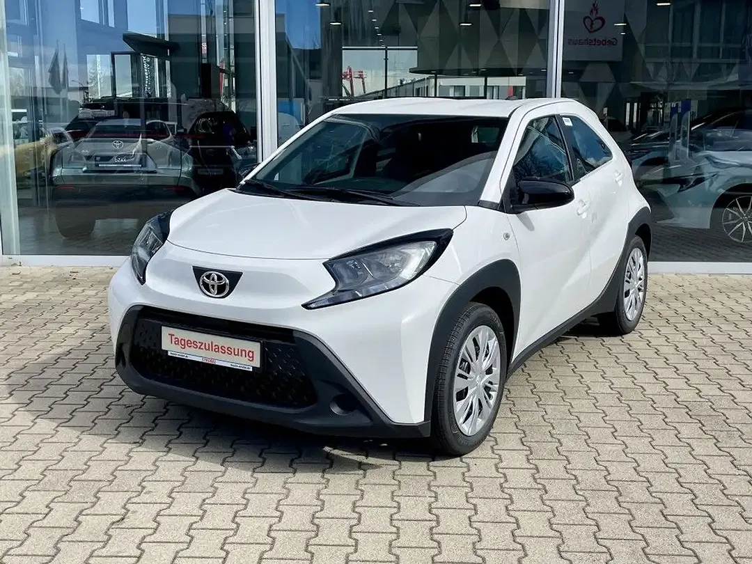 Toyota Aygo X - Thumbnail 1