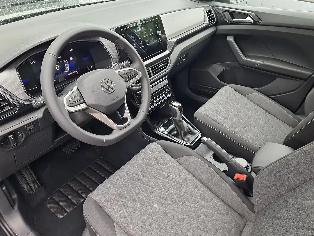 Volkswagen T-Cross - Thumbnail 11