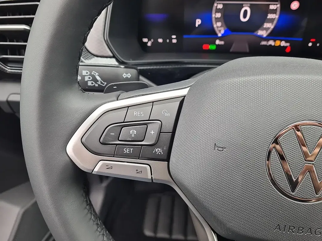 Volkswagen T-Cross - Thumbnail 15